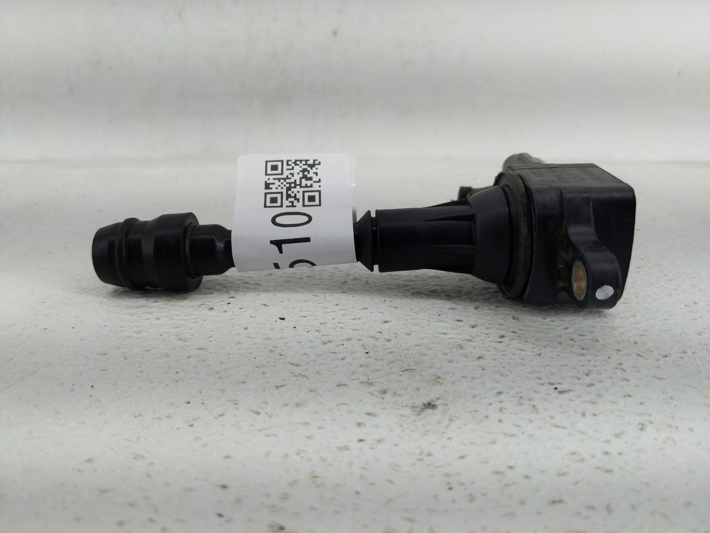 2004-2006 Nissan Titan Ignition Coil Igniter Pack - Oemusedautoparts1.com