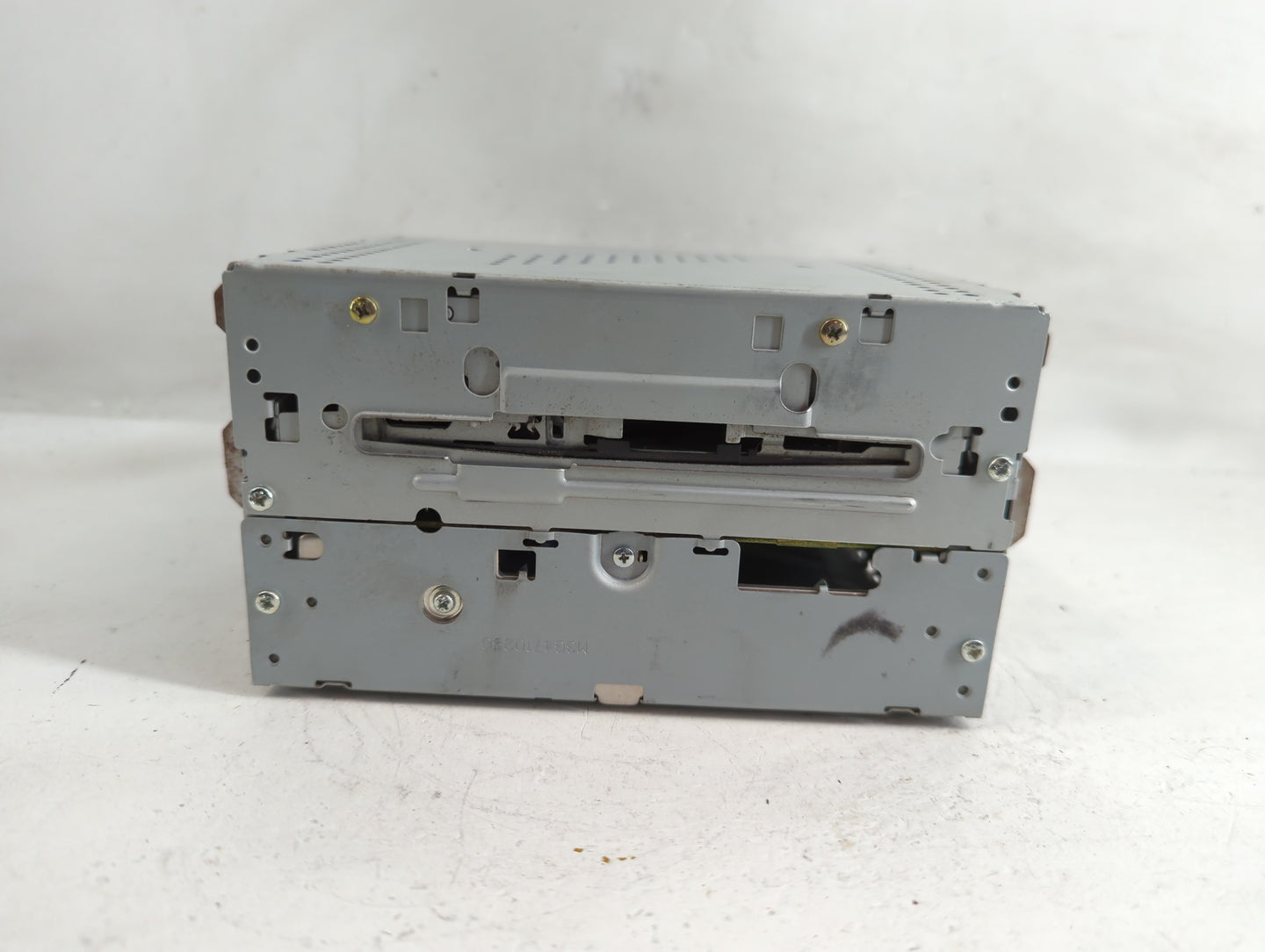 2006 Nissan Titan Radio AM FM Cd Player Receiver Replacement P/N:28185 ZH51A Fits OEM Used Auto Parts - Oemusedautoparts1.co