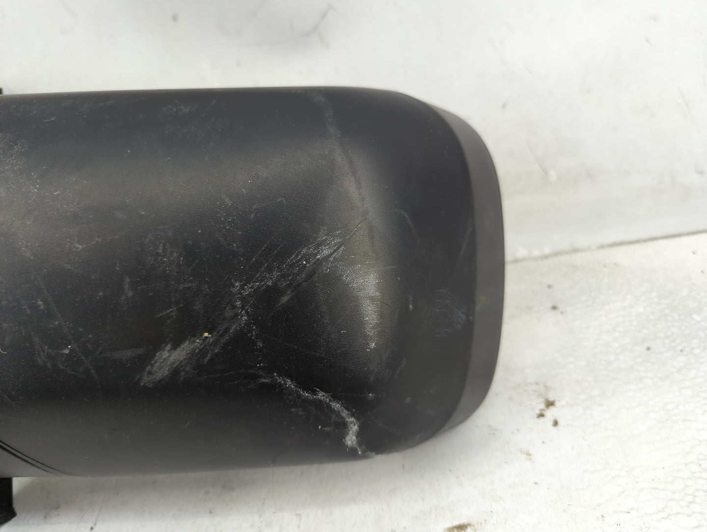 2004-2009 Nissan Titan Driver Side View Mirror - Left Door Mirror OEM Used - Oemusedautoparts1.com