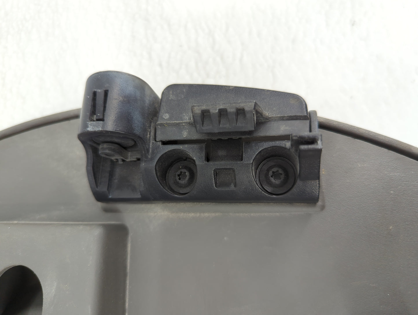 2006 Nissan Titan Center Console Armrest Cover Lid Fits OEM Used Auto Parts - Oemusedautoparts1.com