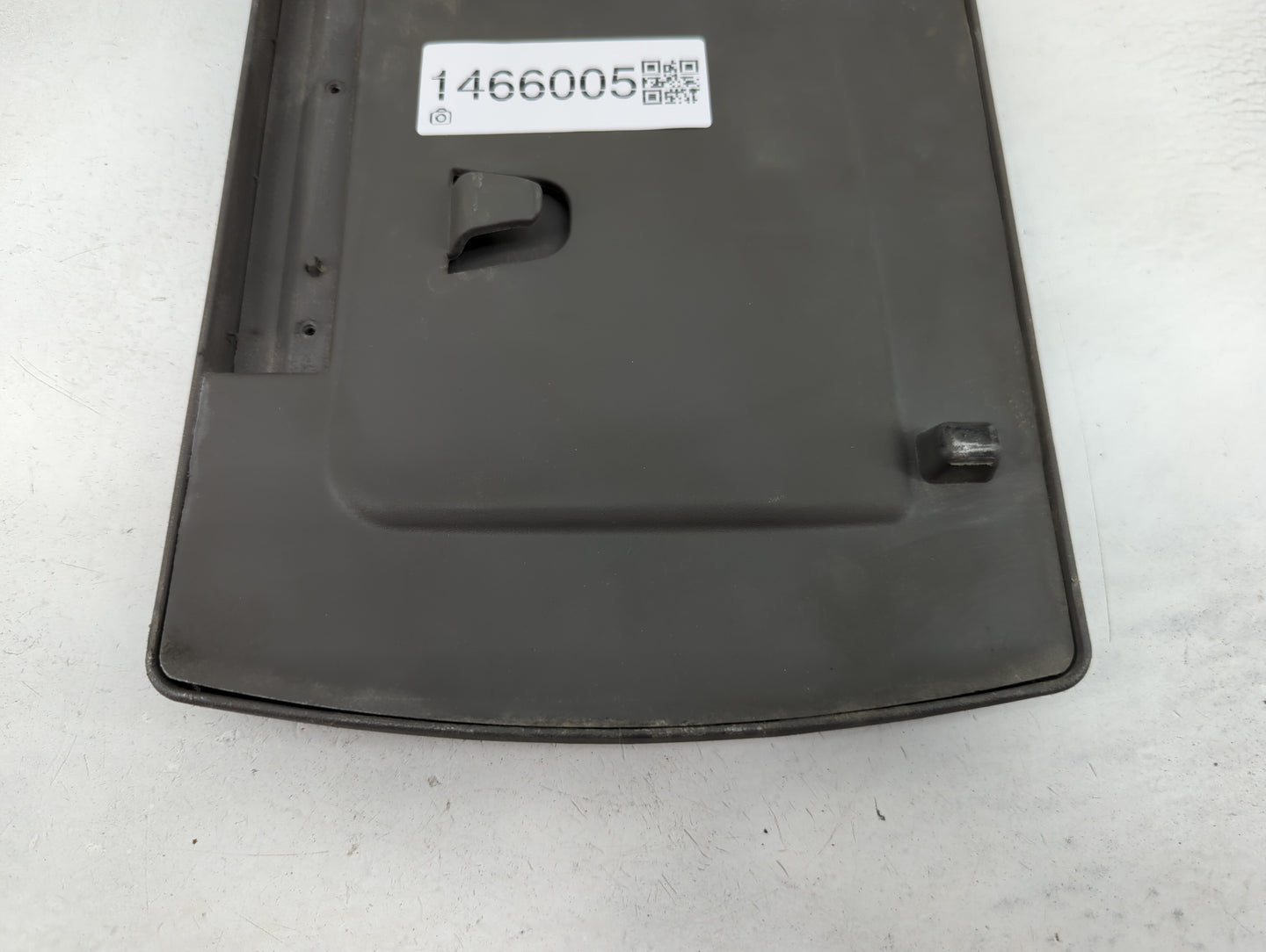 2006 Nissan Titan Center Console Armrest Cover Lid Fits OEM Used Auto Parts - Oemusedautoparts1.com