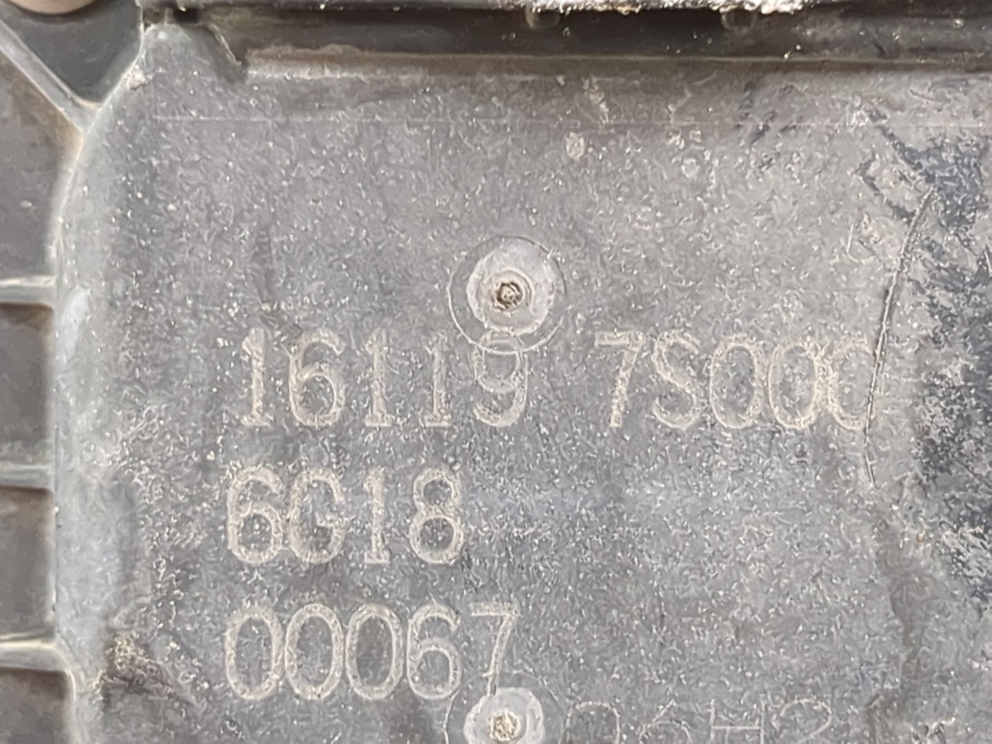 2004-2012 Nissan Titan Throttle Body P/N:16119 7S000 Fits Fits 2004 2005 2006 2007 2008 2009 2010 2011 2012 2013 2014 OEM Us