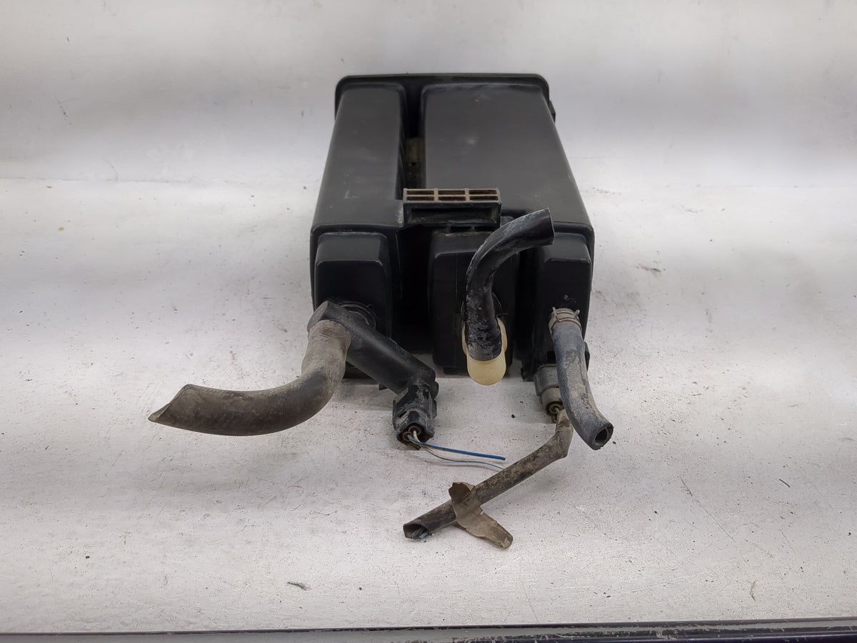 2006 Nissan Titan Fuel Vapor Charcoal Canister - Oemusedautoparts1.com