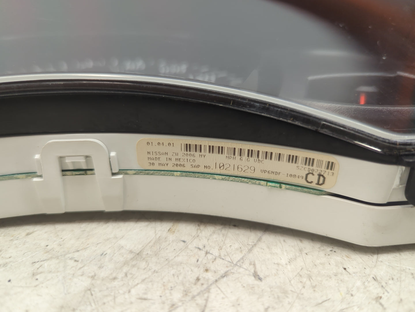 2006 Nissan Titan Instrument Cluster Speedometer Gauges P/N:24810-7S02C 1021629, VP6NDF-10849 Miles: Fits OEM Used Auto Part