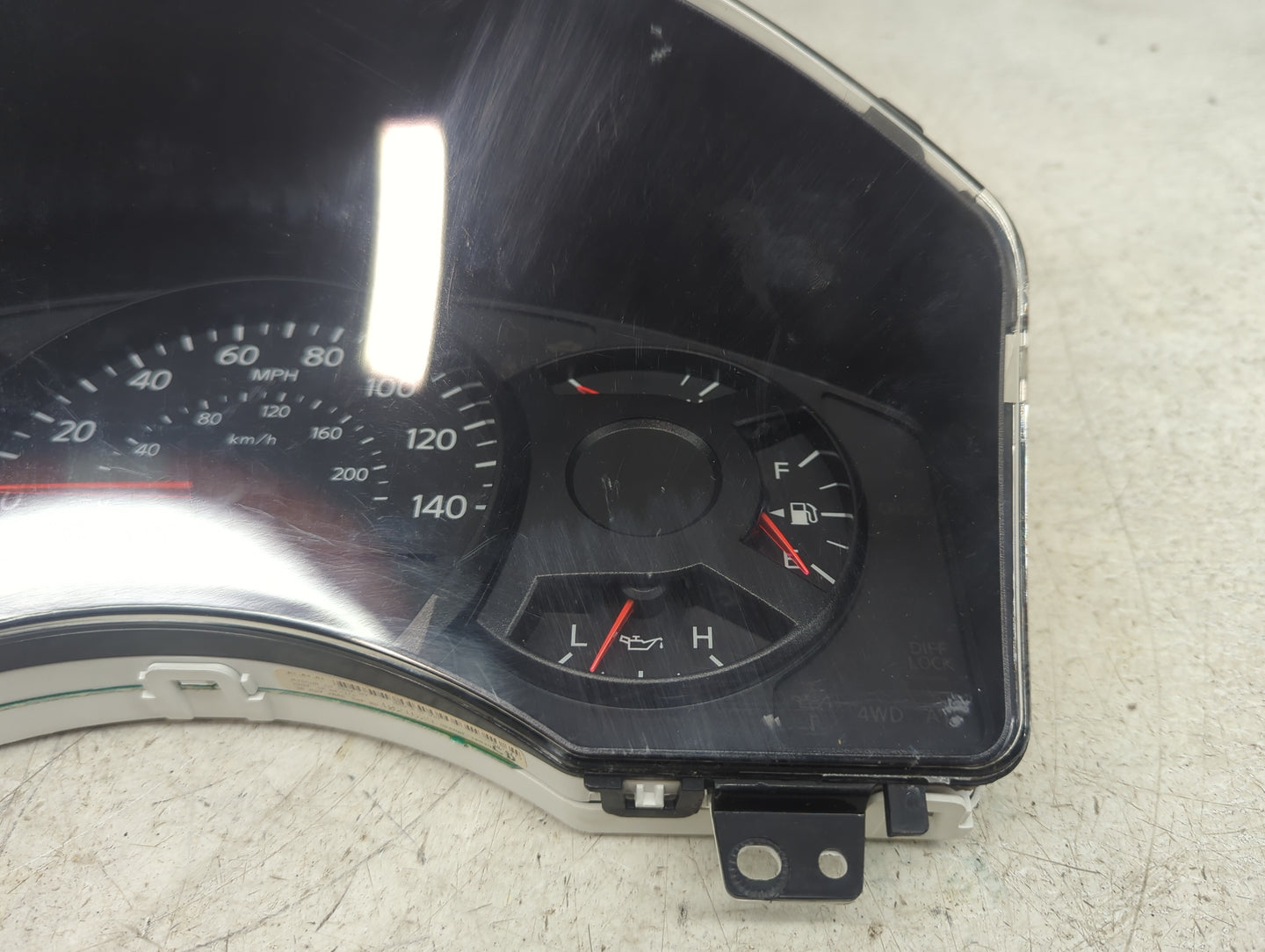 2006 Nissan Titan Instrument Cluster Speedometer Gauges P/N:24810-7S02C 1021629, VP6NDF-10849 Miles: Fits OEM Used Auto Part