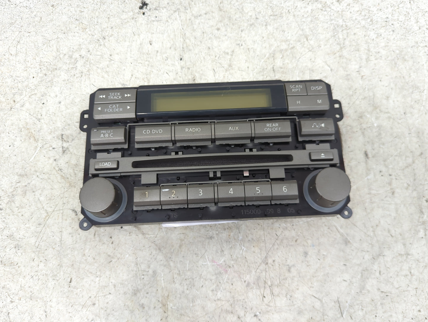 2006-2006 Nissan Titan Radio Control Panel - Oemusedautoparts1.com