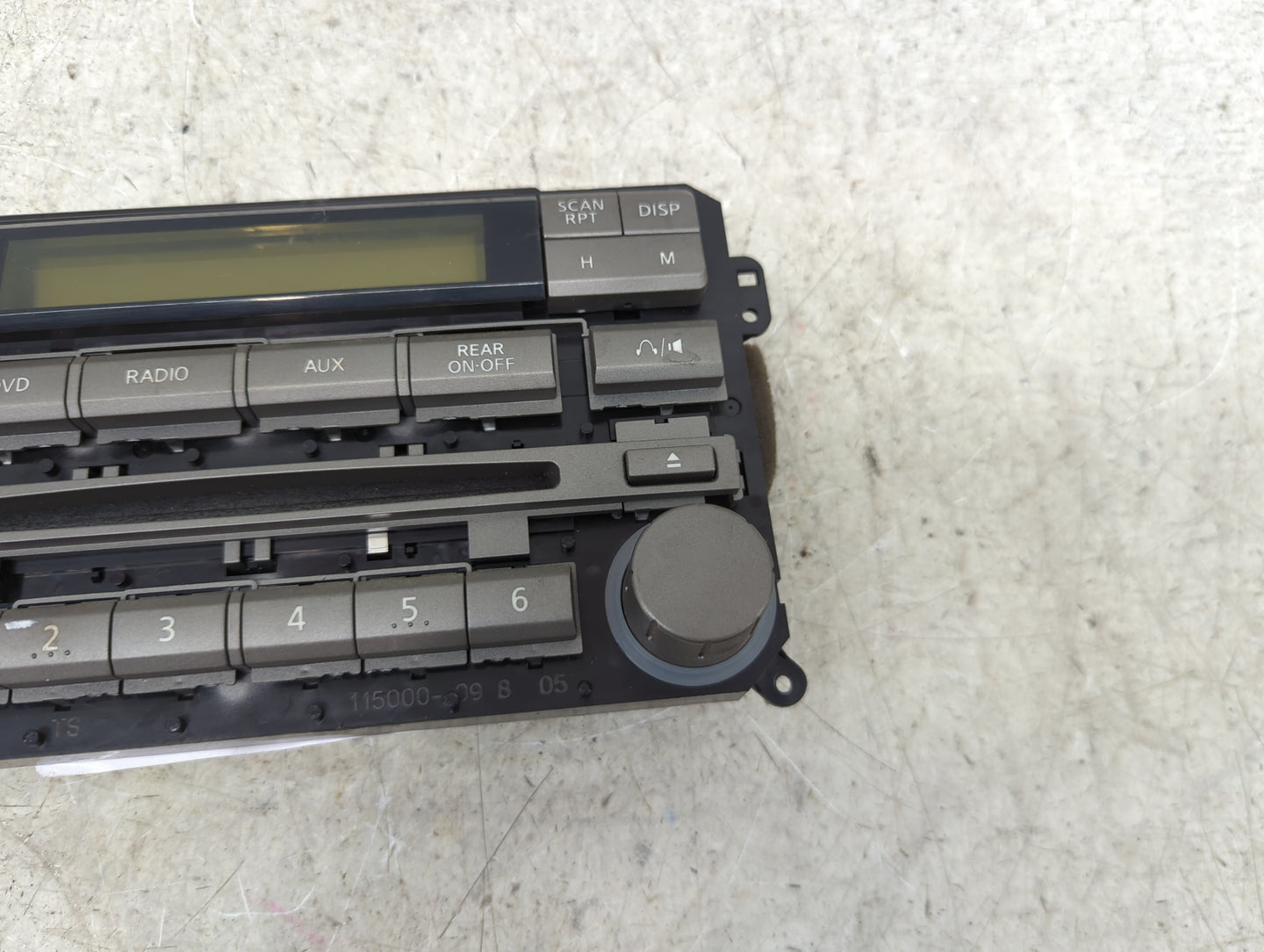 2006-2006 Nissan Titan Radio Control Panel - Oemusedautoparts1.com
