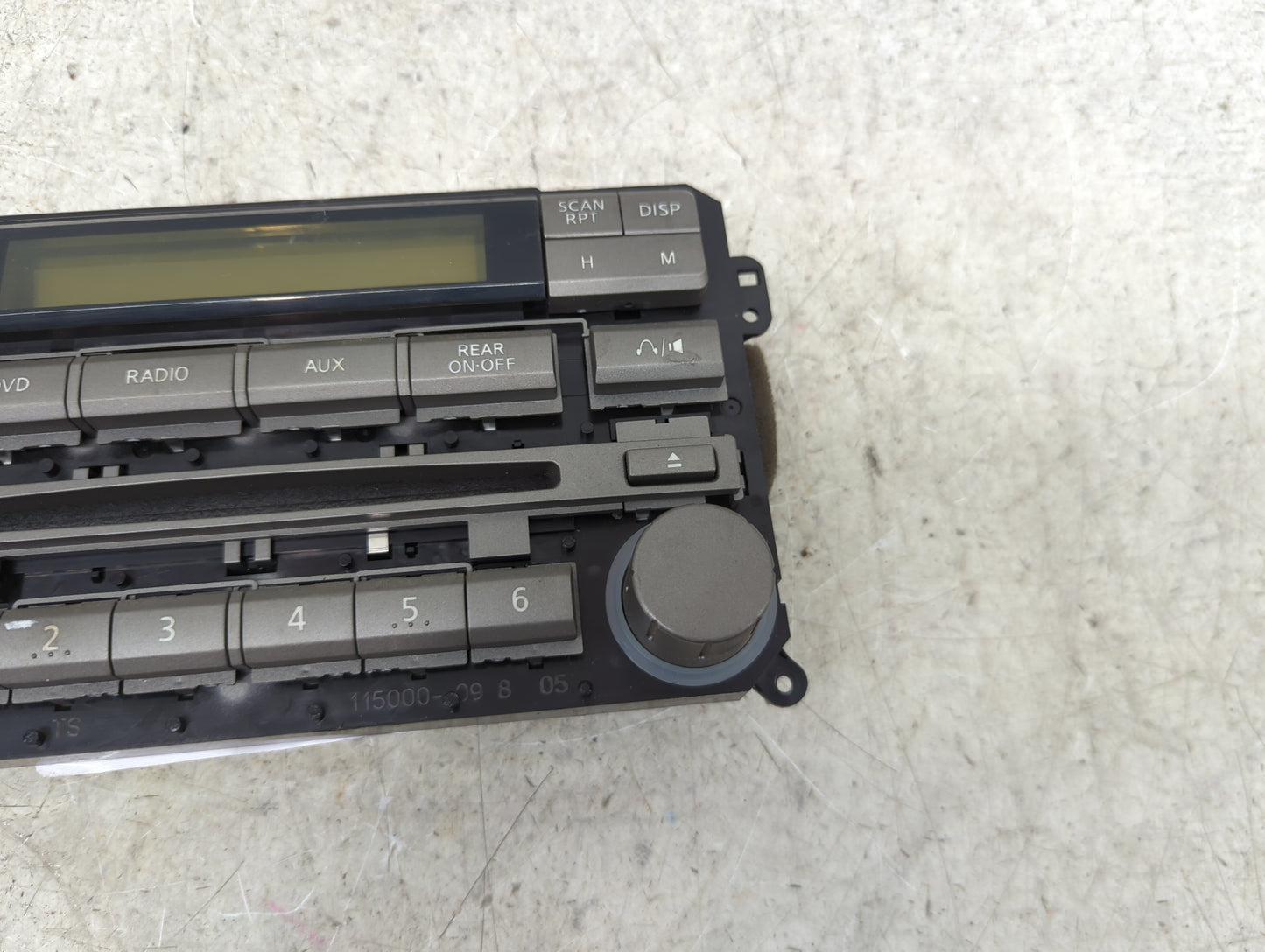 2006-2006 Nissan Titan Radio Control Panel - Oemusedautoparts1.com