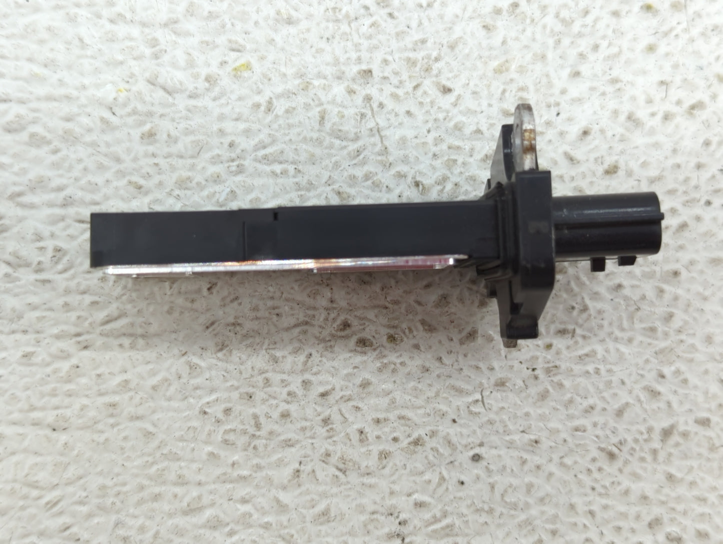 2004-2022 Nissan Titan Mass Air Flow Meter Maf - Oemusedautoparts1.com