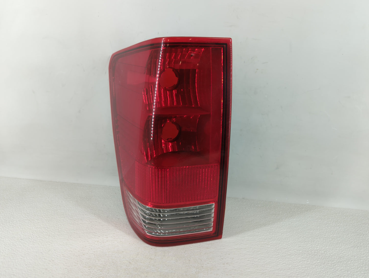 2004-2015 Nissan Titan Tail Light Assembly Driver Left OEM P/N:26555 7S206 Fits OEM Used Auto Parts - Oemusedautoparts1.com