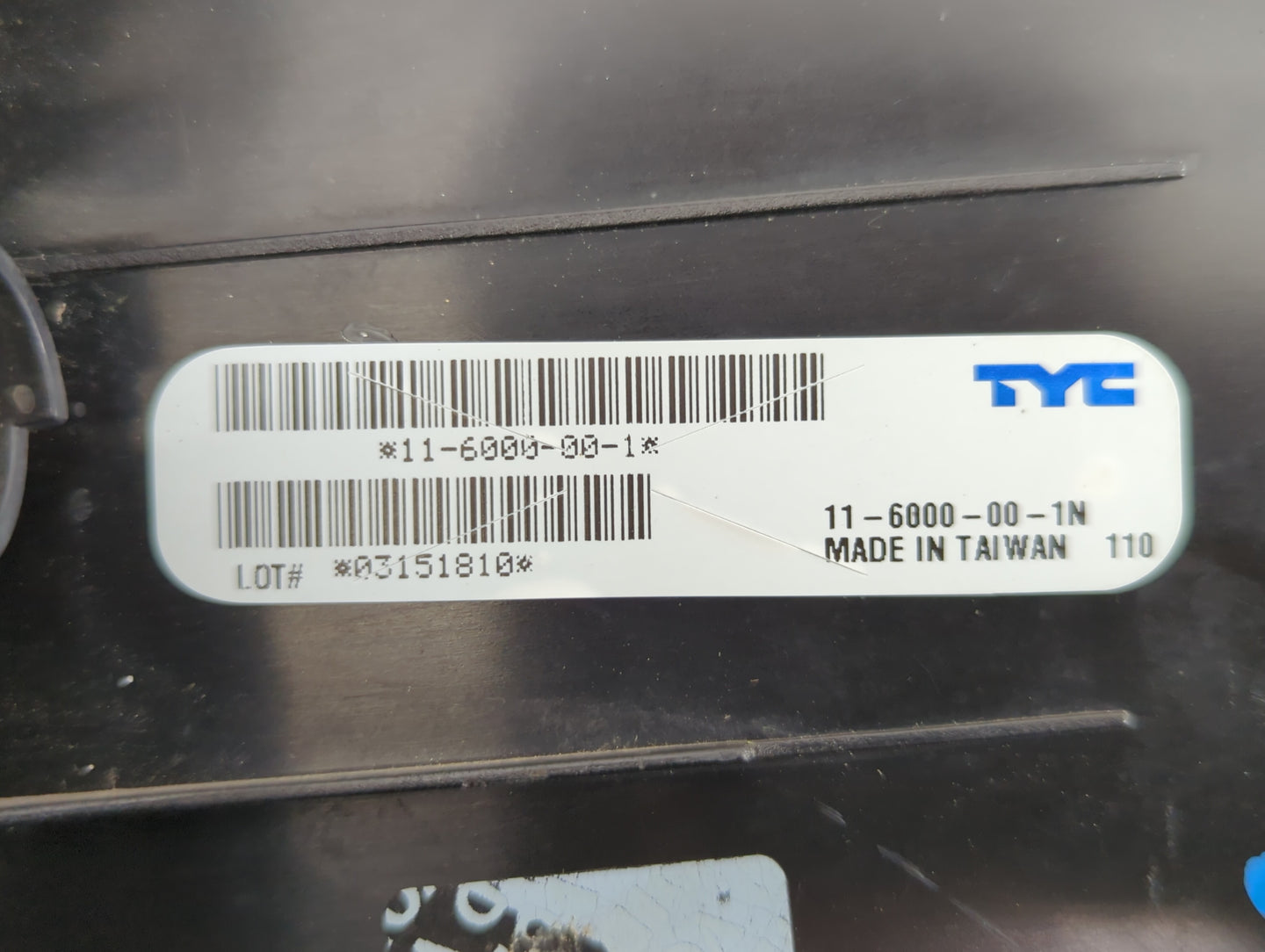 2004-2015 Nissan Titan Tail Light Assembly Driver Left OEM P/N:26555 7S206 Fits OEM Used Auto Parts - Oemusedautoparts1.com