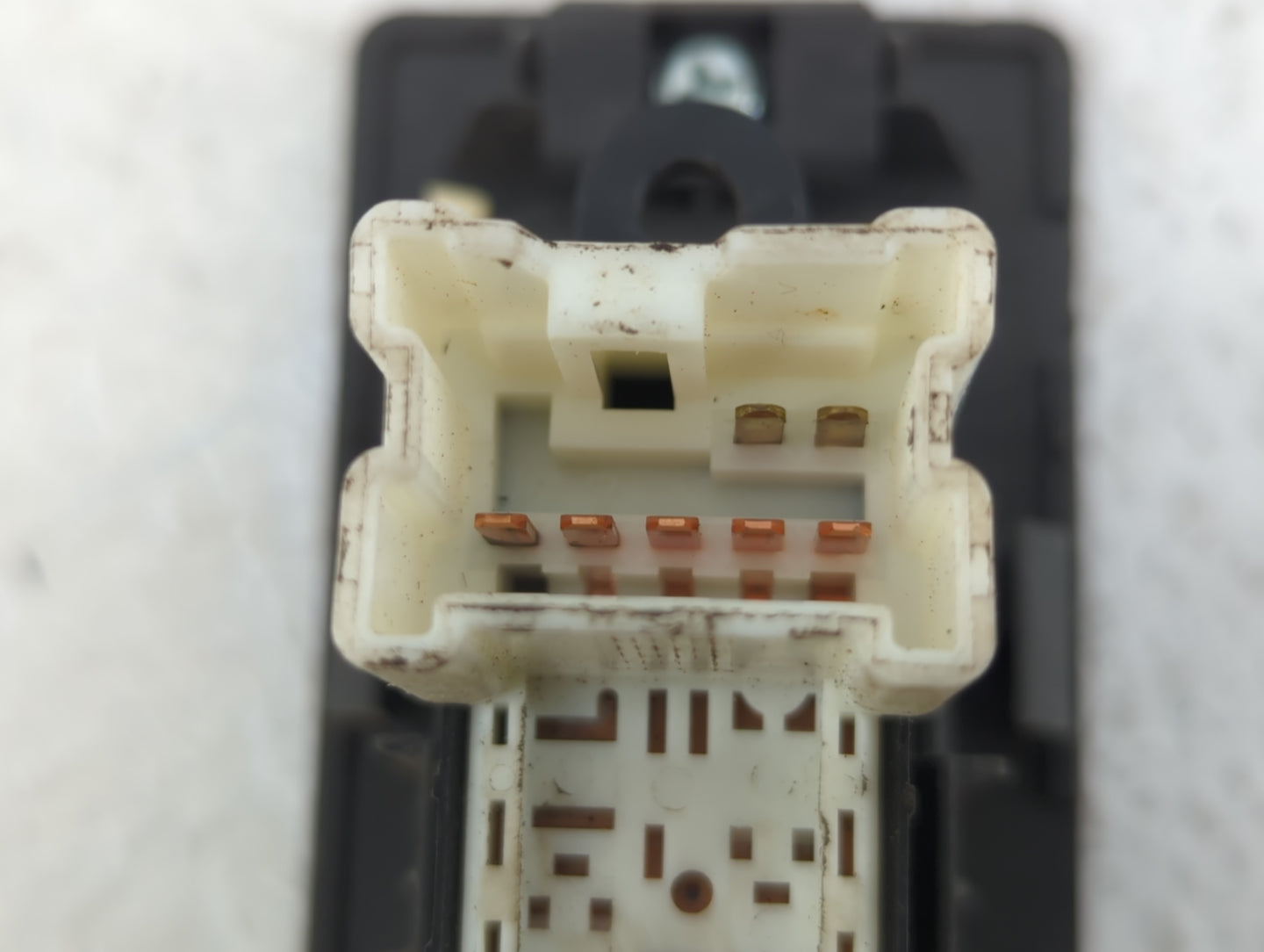 2006 Nissan Titan Master Power Window Switch Replacement Driver Side Left P/N:25411 ZJ30A Fits OEM Used Auto Parts - Oemused