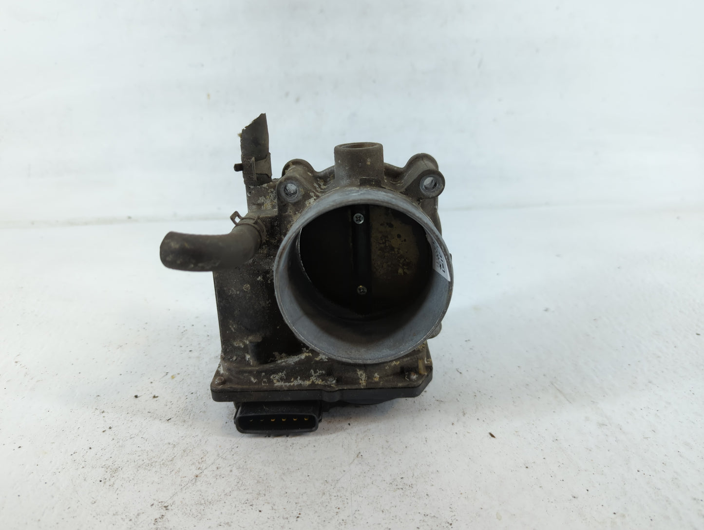 2004-2012 Nissan Titan Throttle Body P/N:16119 7S000 Fits Fits 2004 2005 2006 2007 2008 2009 2010 2011 2012 2013 2014 OEM Us