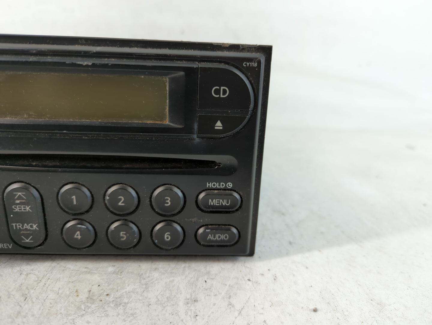 2006-2006 Nissan Titan Am Fm Cd Player Radio Receiver - Oemusedautoparts1.com