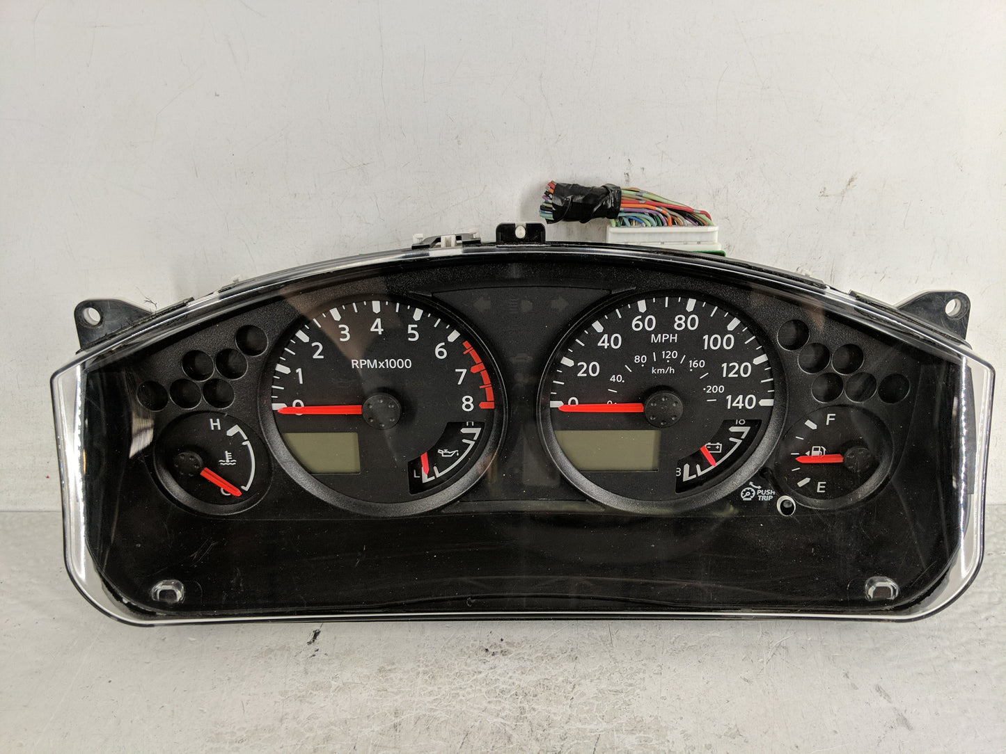 2006-2007 Nissan Xterra Instrument Cluster Speedometer Gauges P/N:24810-EA13C Fits Fits 2006 2007 OEM Used Auto Parts - Oemu