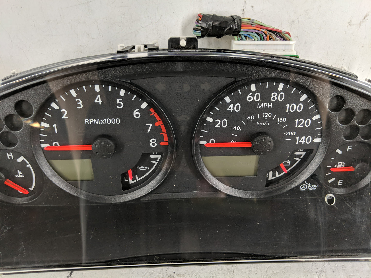 2006-2007 Nissan Xterra Instrument Cluster Speedometer Gauges P/N:24810-EA13C Fits Fits 2006 2007 OEM Used Auto Parts - Oemu