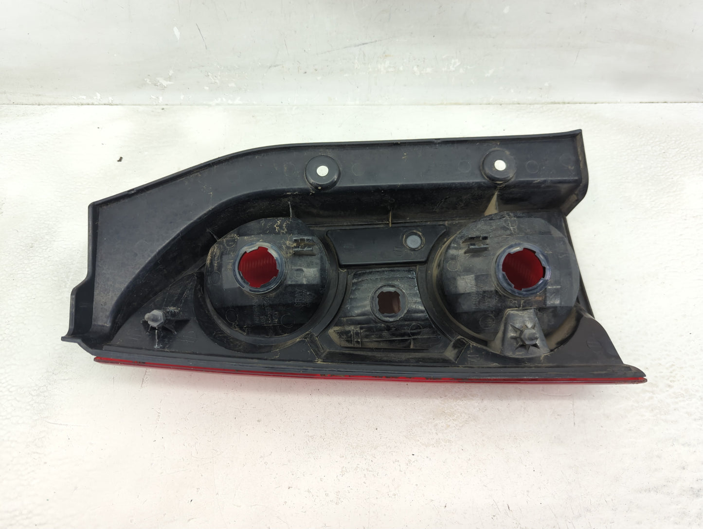 2005-2015 Nissan Xterra Tail Light Assembly Passenger Right OEM P/N:949 602 Fits OEM Used Auto Parts - Oemusedautoparts1.com