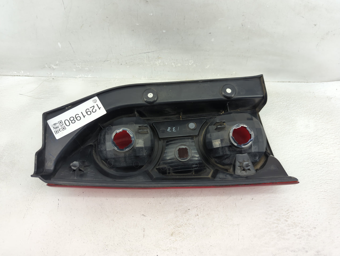 2005-2015 Nissan Xterra Tail Light Assembly Passenger Right OEM P/N:949 602 Fits OEM Used Auto Parts - Oemusedautoparts1.com