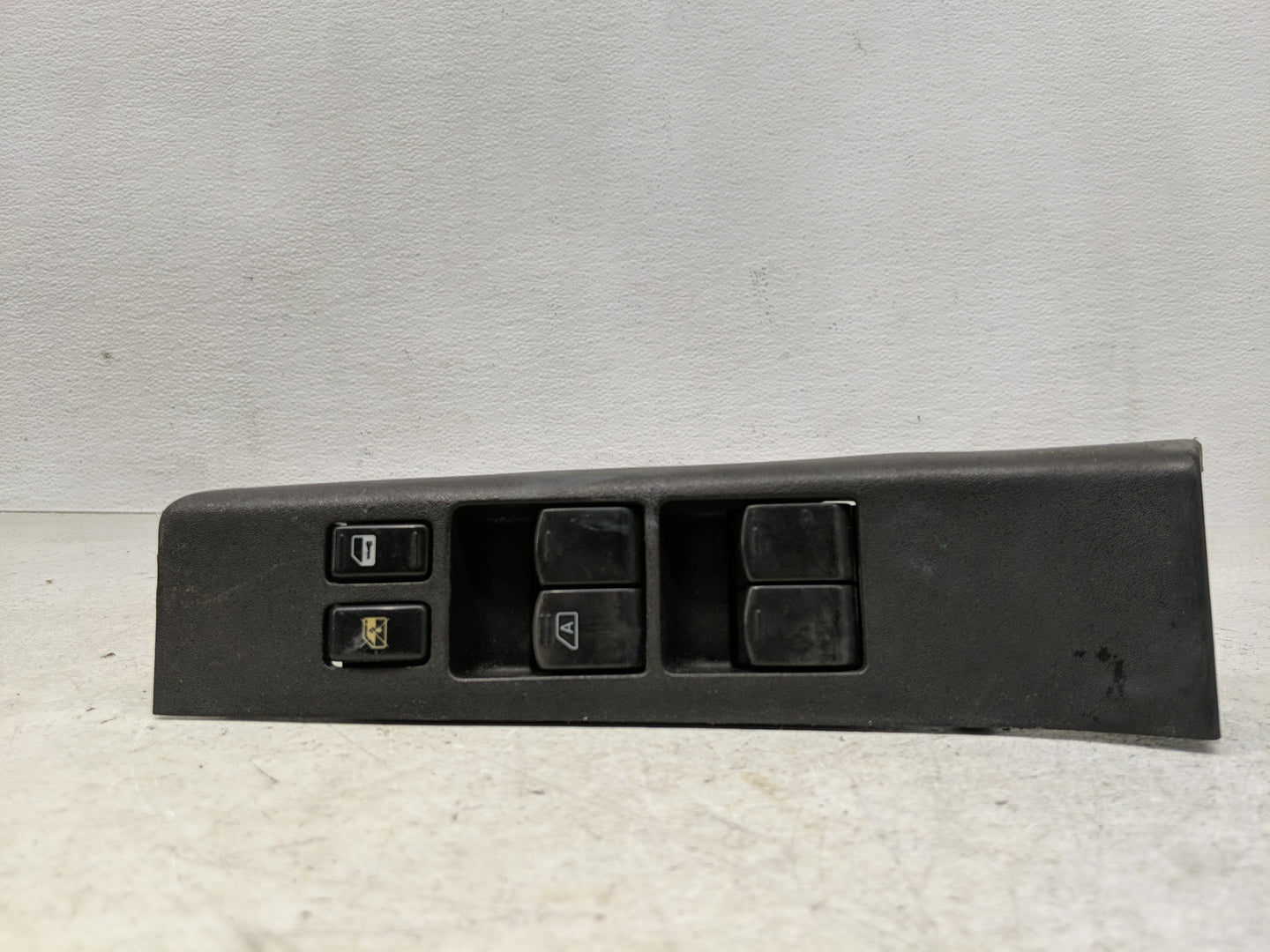 2005-2006 Nissan Xterra Master Power Window Switch Replacement Driver Side Left P/N:80961EA264 Fits Fits 2005 2006 OEM Used 