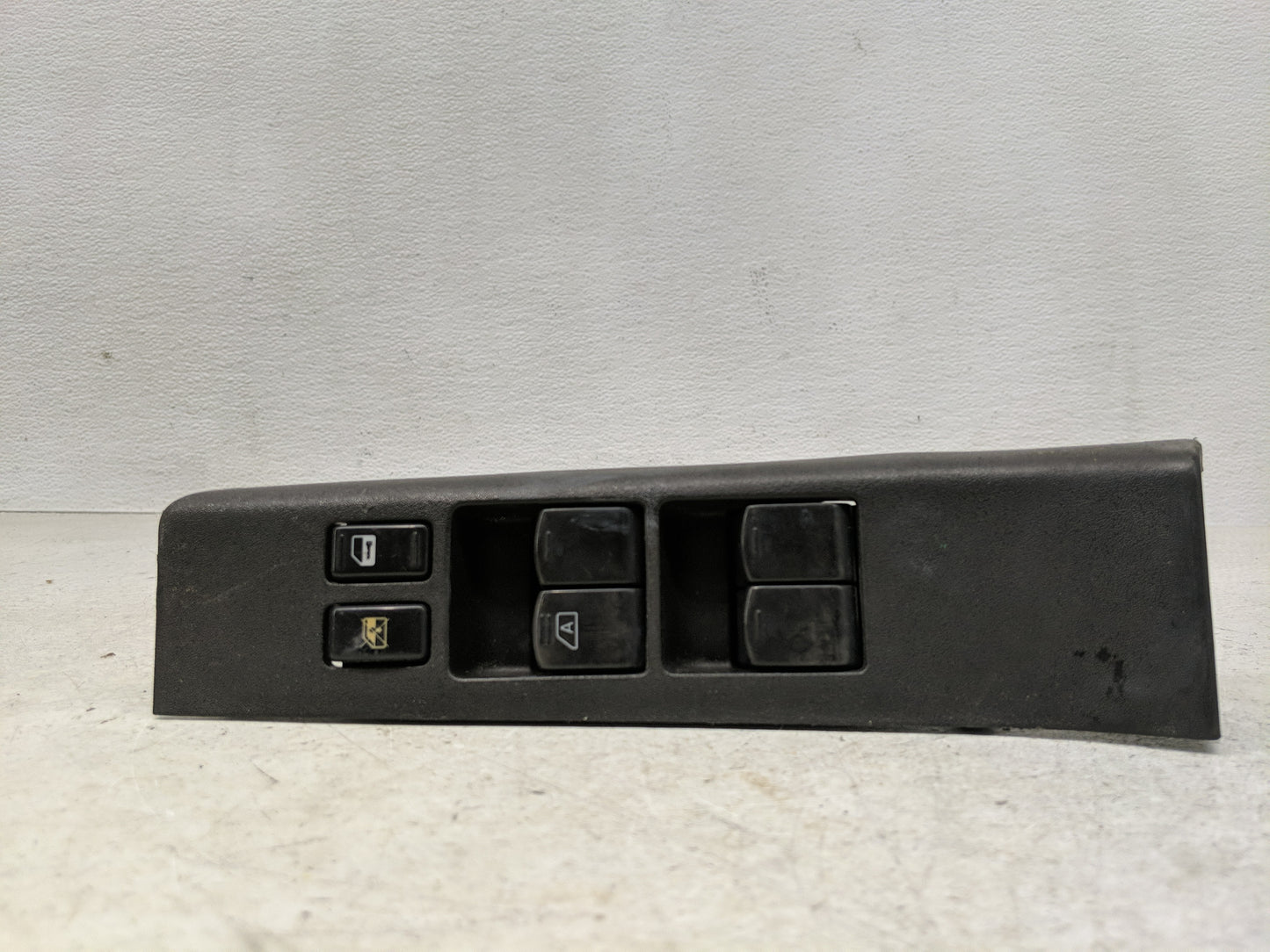 2005-2006 Nissan Xterra Master Power Window Switch Replacement Driver Side Left P/N:80961EA264 Fits Fits 2005 2006 OEM Used 