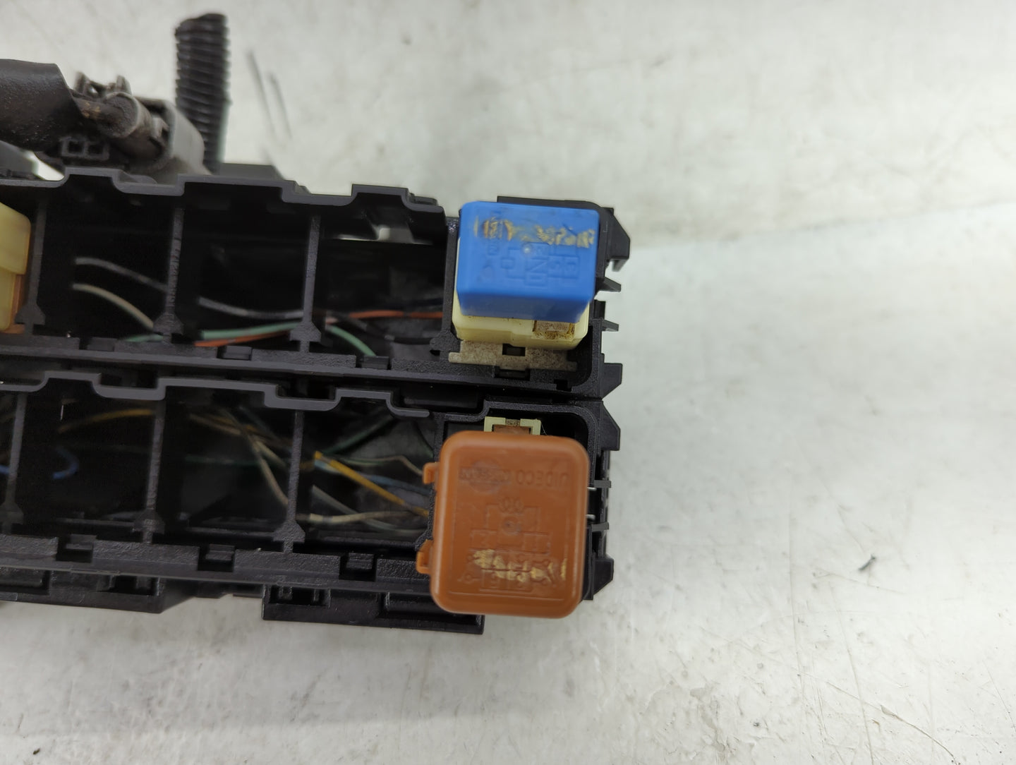 2005-2007 Nissan Xterra Fusebox Fuse Box Panel Relay Module P/N:24382 Fits Fits 2005 2006 2007 OEM Used Auto Parts - Oemused