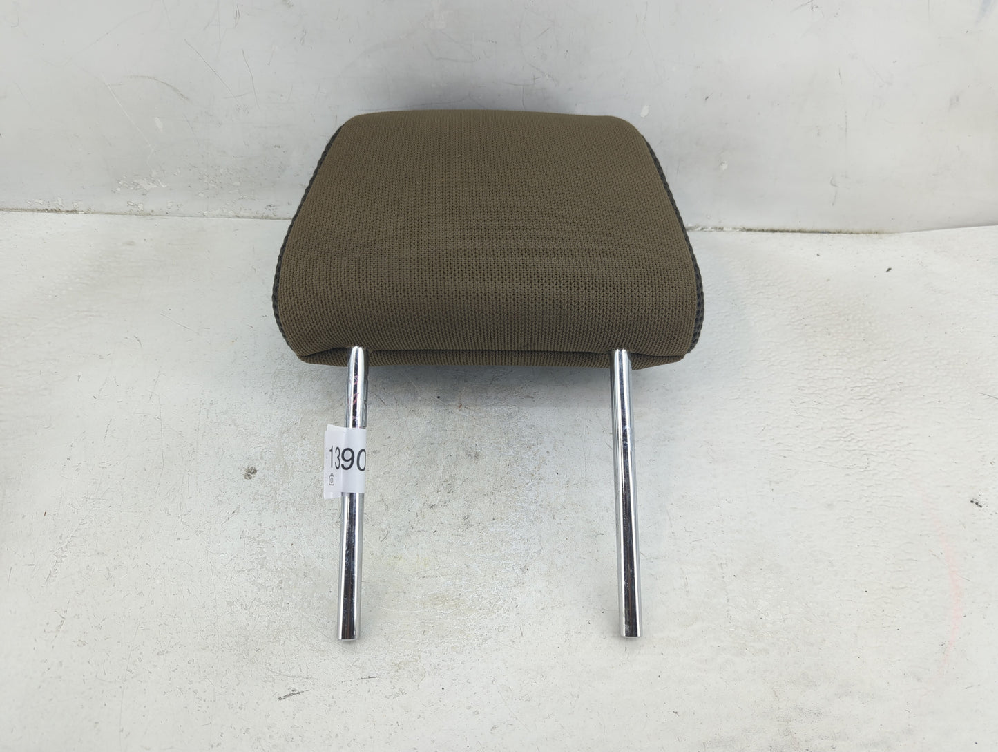2005-2008 Nissan Xterra Headrest Head Rest Front Driver Passenger Seat Fits Fits 2005 2006 2007 2008 OEM Used Auto Parts - O