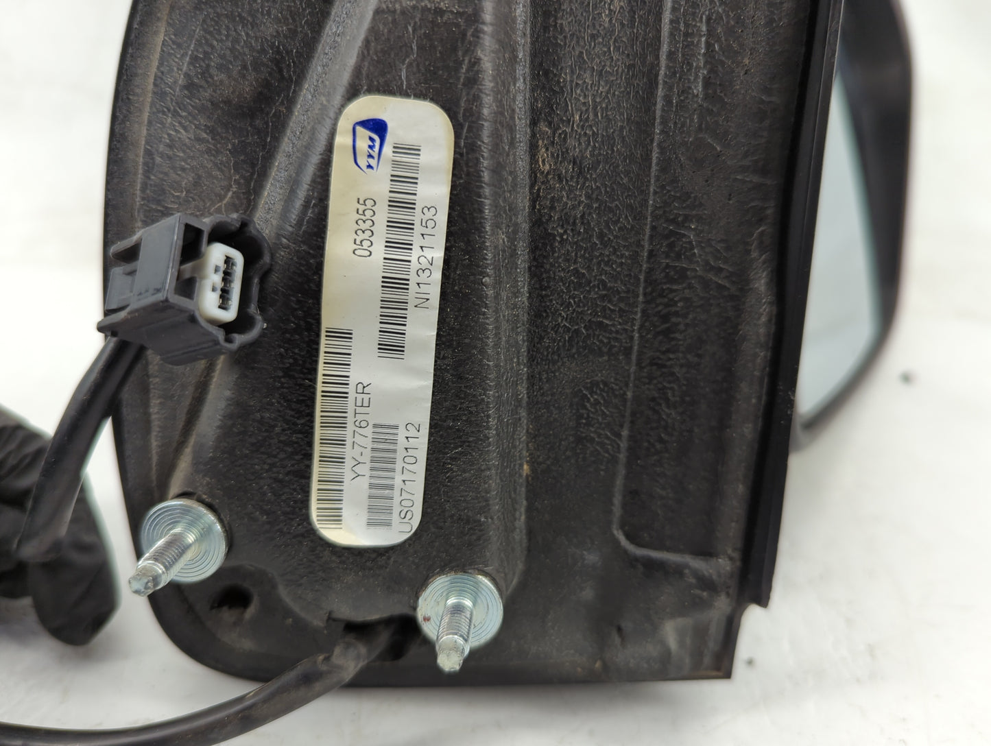 2005-2015 Nissan Xterra Passenger Side View Mirror - Right Door Mirror OEM Used - Oemusedautoparts1.com