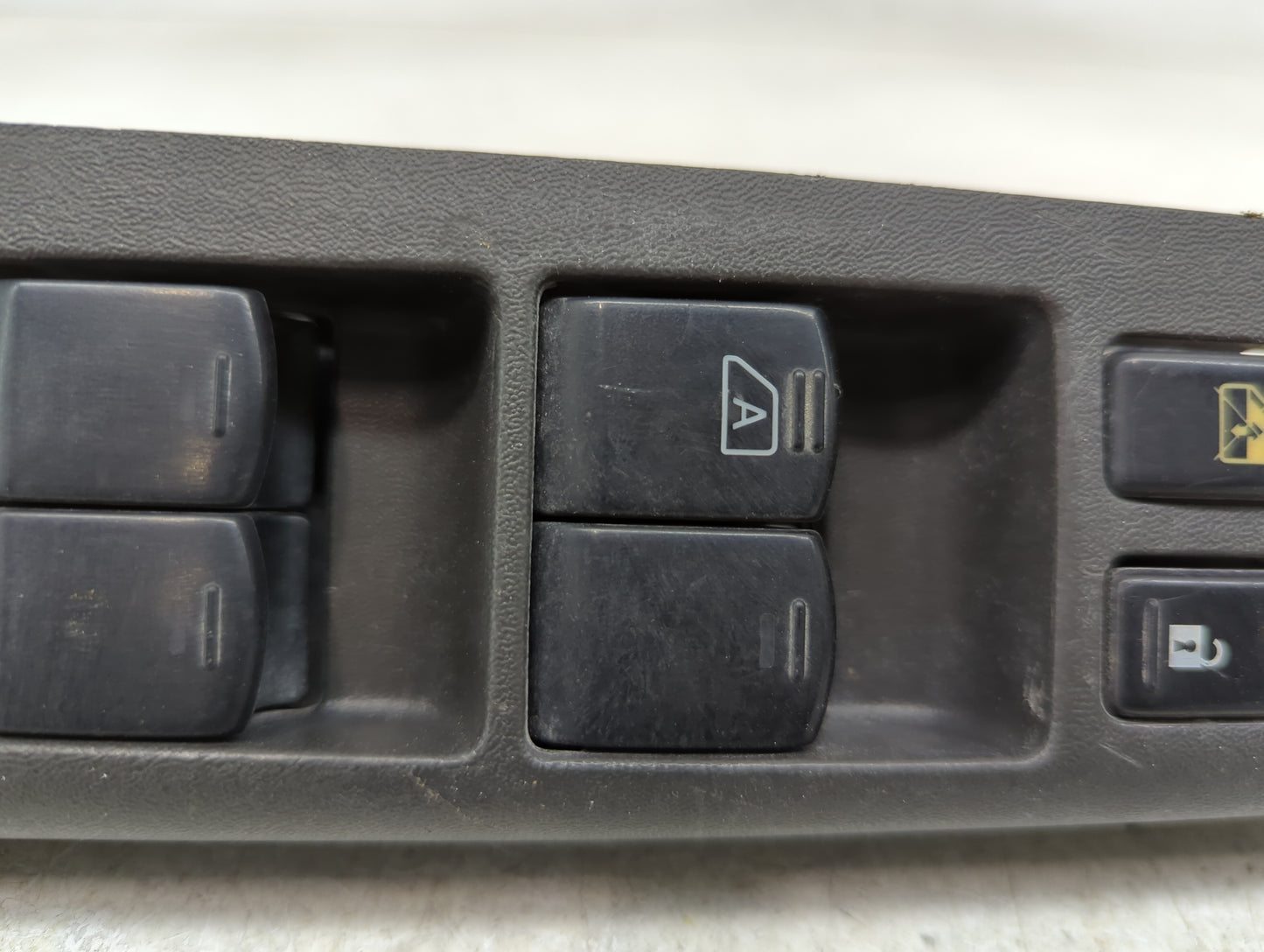 2005-2006 Nissan Xterra Master Power Window Switch Replacement Driver Side Left P/N:80961EA264 Fits Fits 2005 2006 OEM Used 