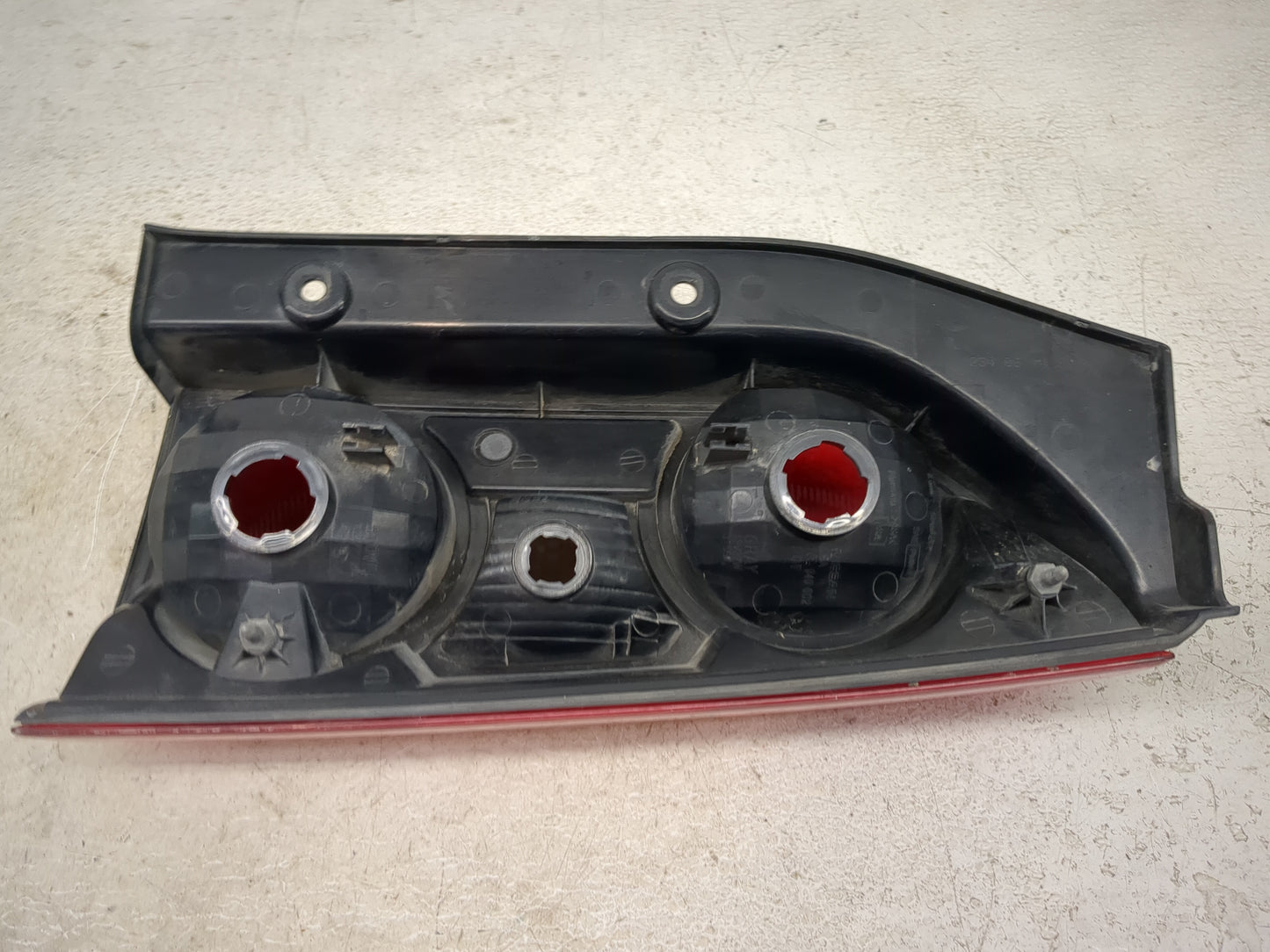 2005-2015 Nissan Xterra Tail Light Assembly Driver Left OEM Fits Fits 2005 2006 2007 2008 2009 2010 2011 2012 2013 2014 2015