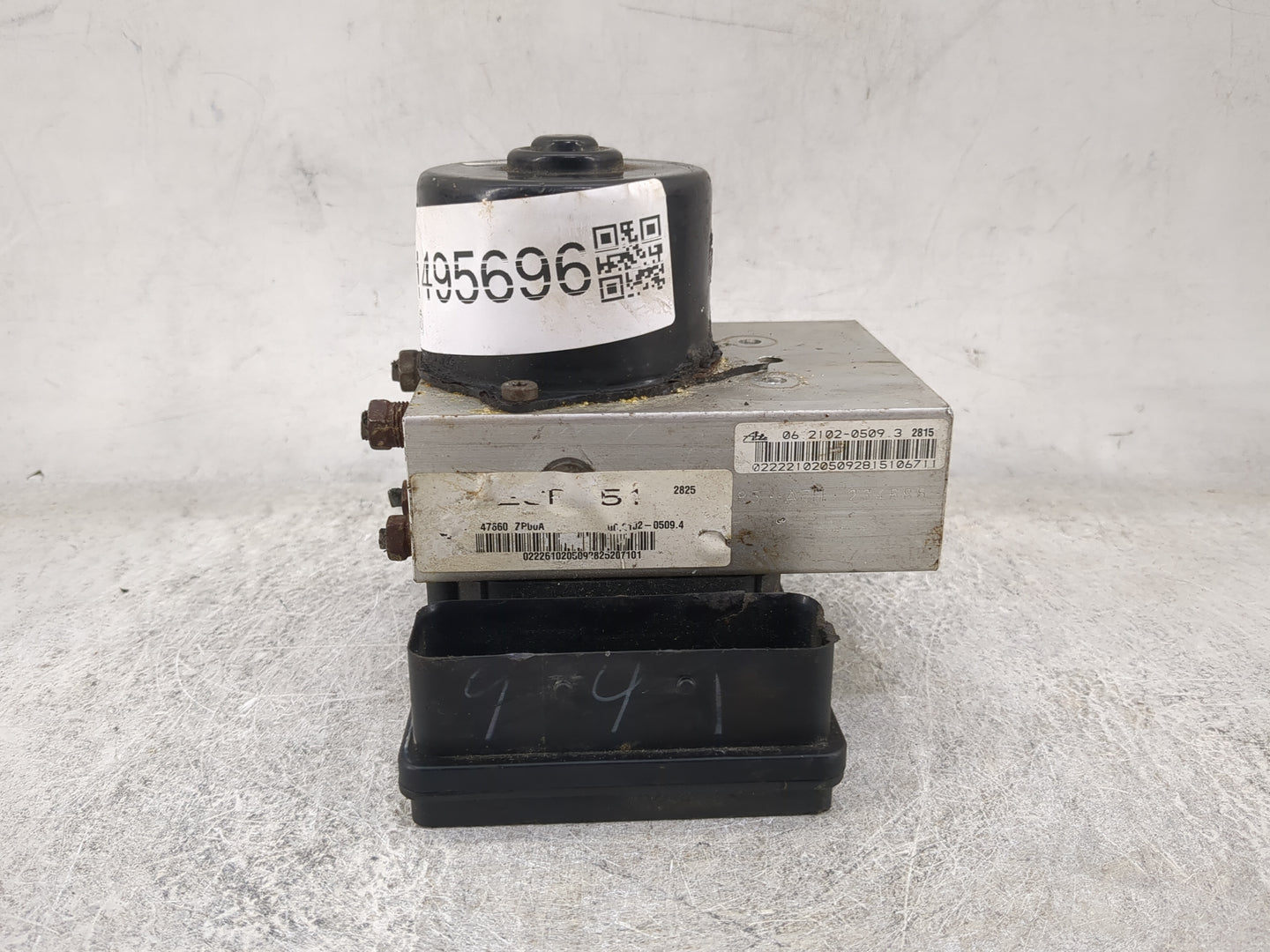 2006 Nissan Xterra ABS Pump Control Module Replacement P/N:47660 ZP60A 06.2102-0509.3, 06.2102-0509.4 Fits OEM Used Auto Par