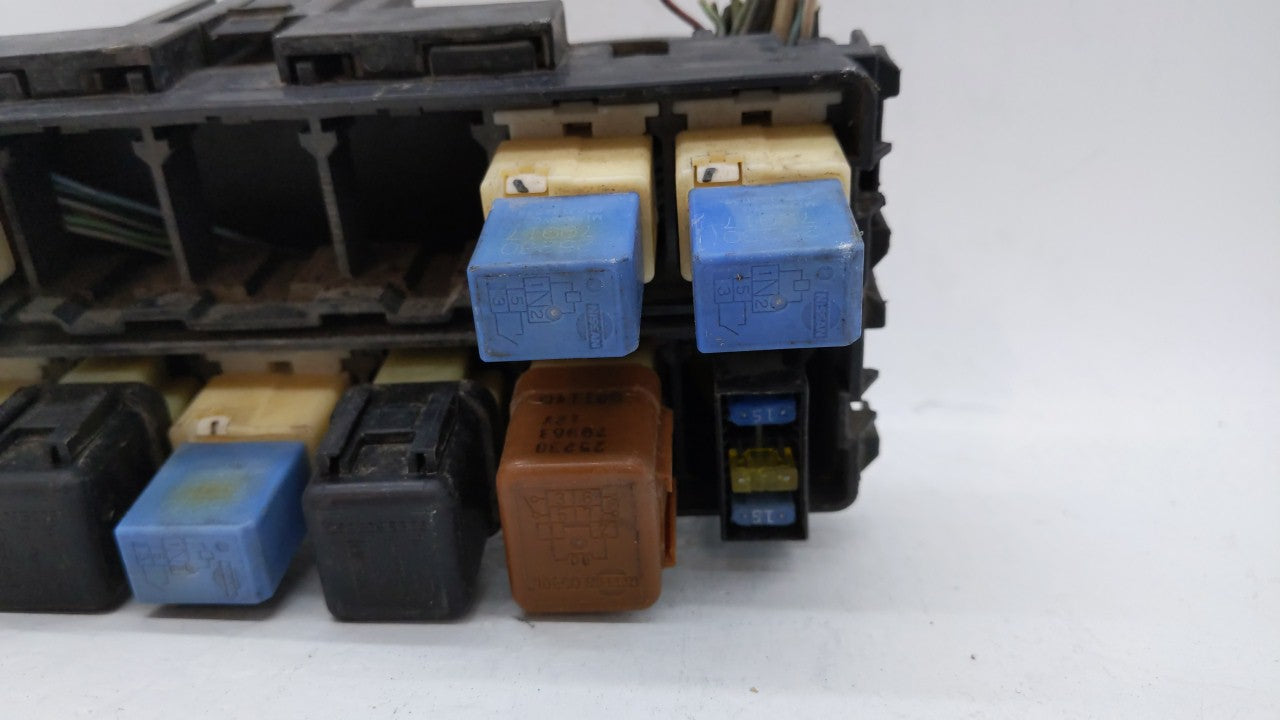 2005-2007 Nissan Xterra Fusebox Fuse Box Panel Relay Module P/N:24382EA010 24382 EA010 Fits Fits 2005 2006 2007 OEM Used Aut