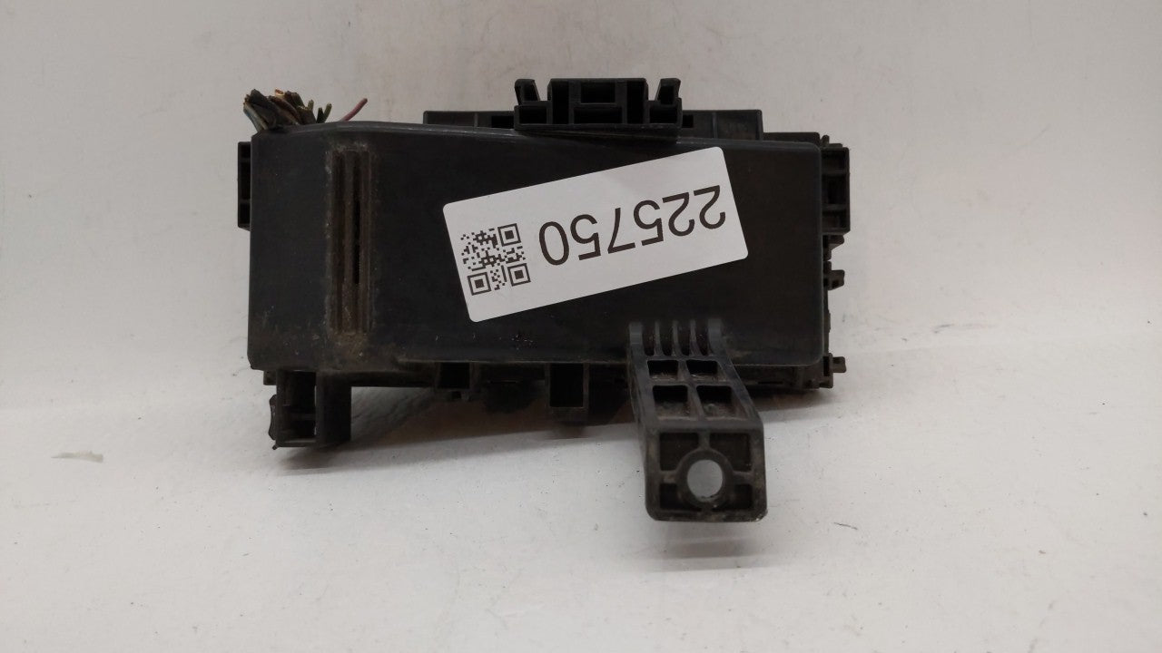 2005-2007 Nissan Xterra Fusebox Fuse Box Panel Relay Module P/N:24382EA010 24382 EA010 Fits Fits 2005 2006 2007 OEM Used Aut