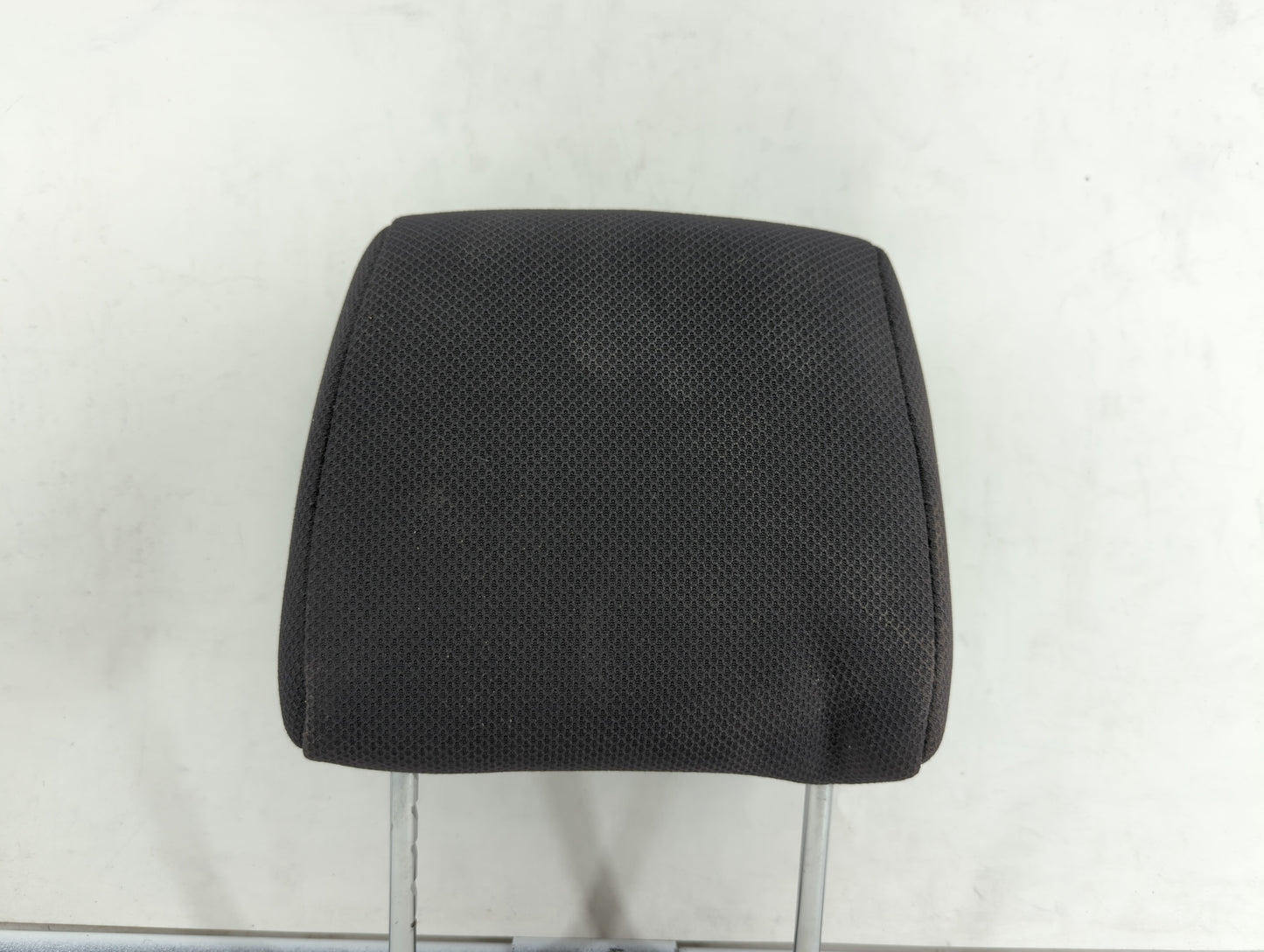 2005-2008 Nissan Xterra Headrest Head Rest Front Driver Passenger Seat Fits Fits 2005 2006 2007 2008 OEM Used Auto Parts - O