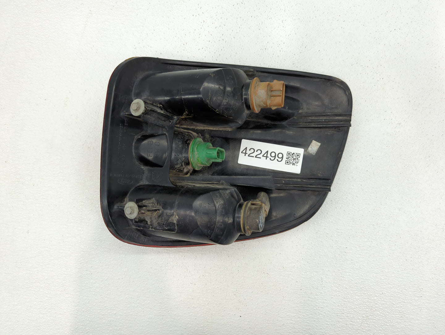 2005-2015 Nissan Xterra Tail Light Assembly Passenger Right OEM P/N:F75B-13B504-B 949 602 Fits OEM Used Auto Parts - Oemused