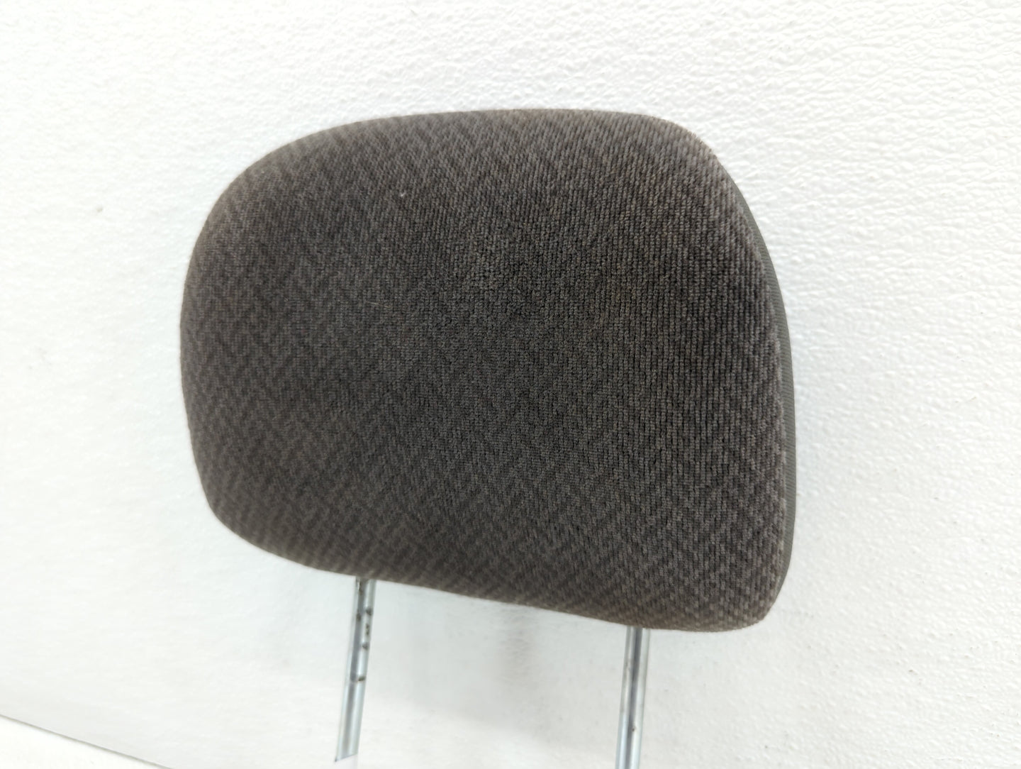 2005-2008 Nissan Xterra Headrest Head Rest Front Driver Passenger Seat - Oemusedautoparts1.com