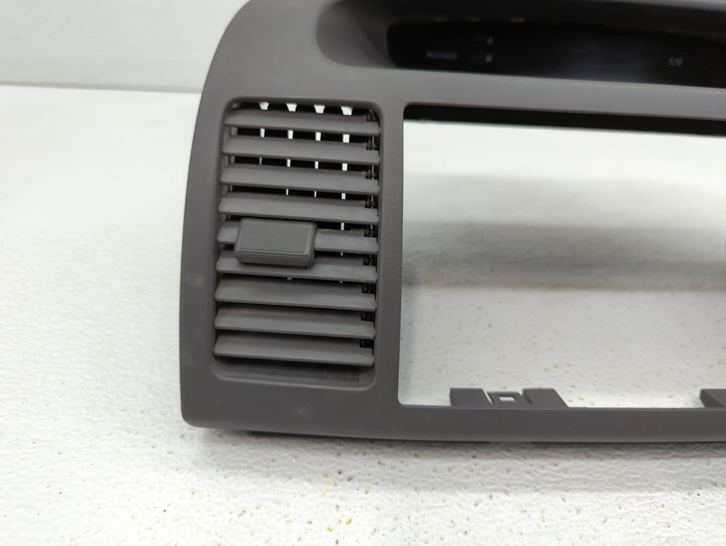 2006 Nissan Xterra Radio Climate Panel Bezel - Oemusedautoparts1.com