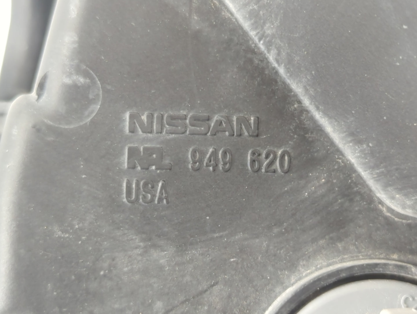 2005-2015 Nissan Xterra Passenger Right Oem Head Light Headlight Lamp - Oemusedautoparts1.com