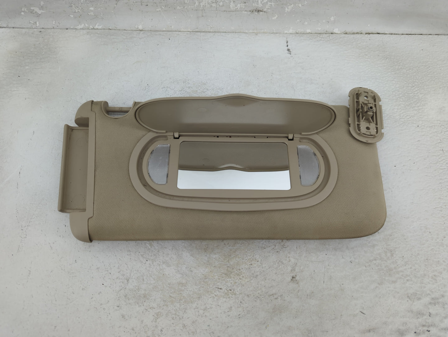 2005-2010 Pontiac G6 Sun Visor Shade Replacement Passenger Right Mirror Fits Fits 2005 2006 2007 2008 2009 2010 OEM Used Aut