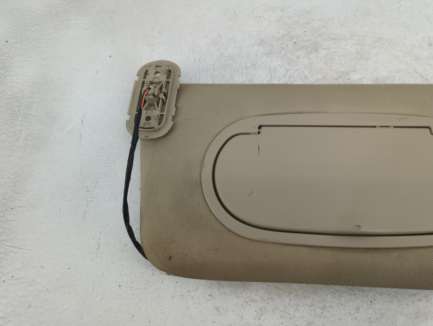2005-2010 Pontiac G6 Sun Visor Shade Replacement Driver Left Mirror Fits Fits 2005 2006 2007 2008 2009 2010 OEM Used Auto Pa