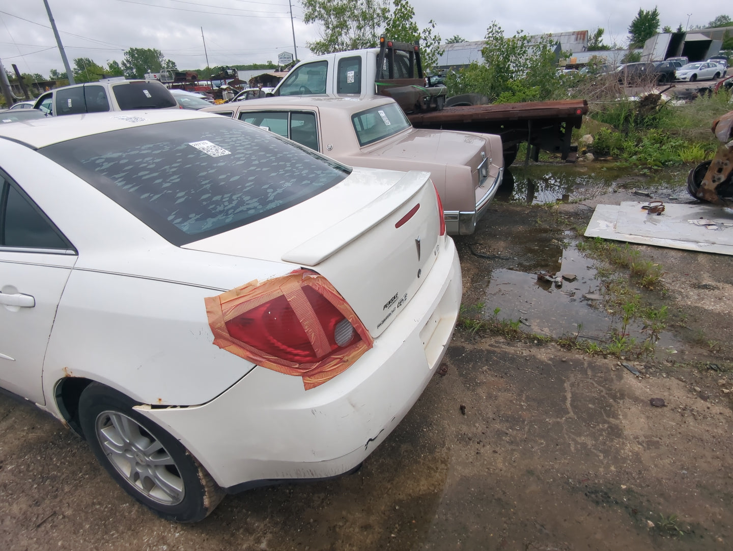 2005-2010 Pontiac G6 Trunk/decklid/hatch/tailgate Oem 1024572 - Oemusedautoparts1.com