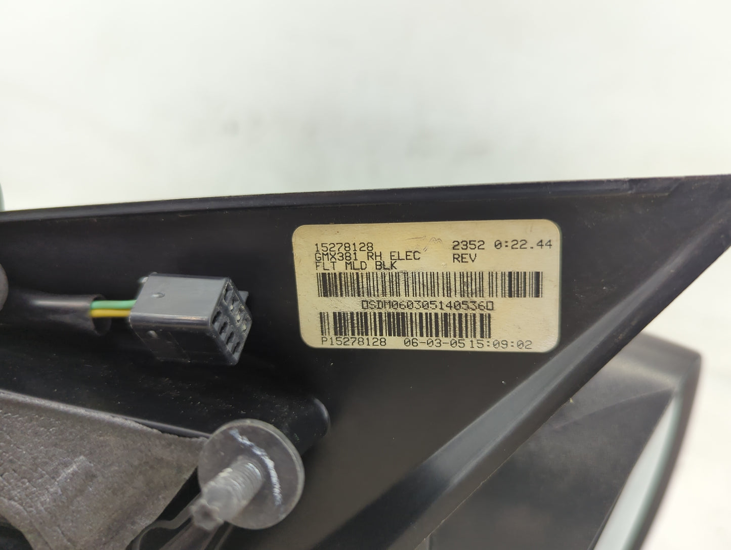 2005-2009 Pontiac G6 Passenger Side View Mirror - Right Door Mirror OEM Used - Oemusedautoparts1.com