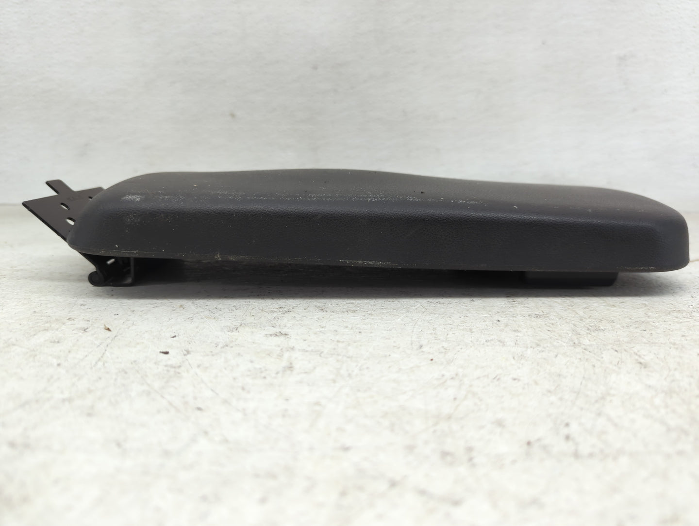 2006-2010 Pontiac G6 Center Console Armrest Cover Lid Fits Fits 2006 2007 2008 2009 2010 OEM Used Auto Parts - Oemusedautopa