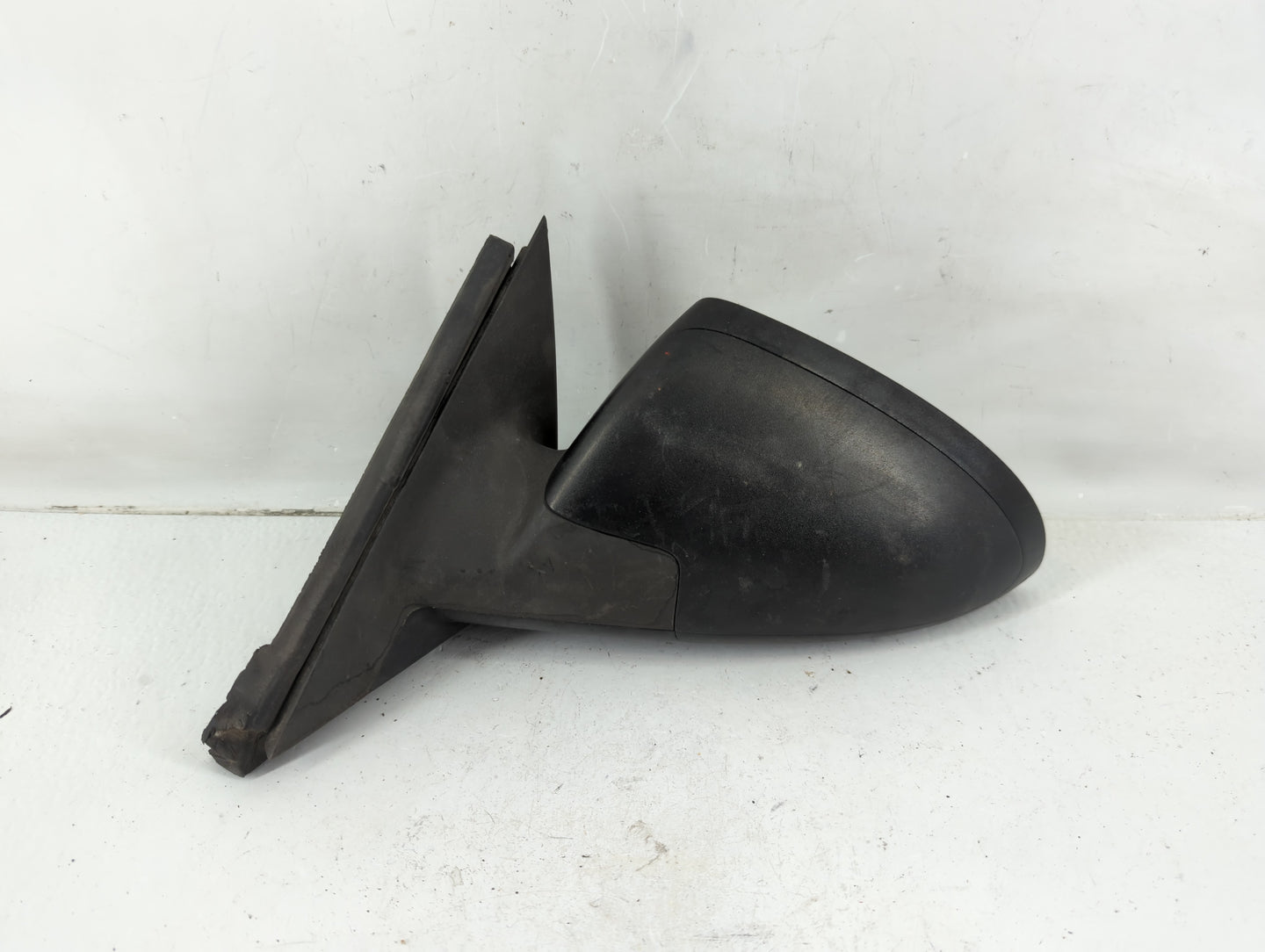 2005-2009 Pontiac G6 Driver Side View Mirror - Left Door Mirror OEM Used - Oemusedautoparts1.com