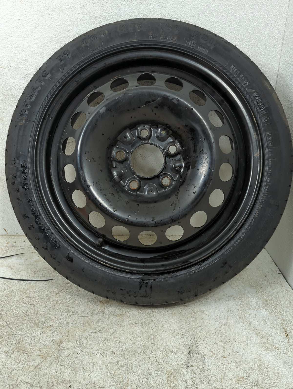 2005-2010 Pontiac G6 Spare Donut Tire Wheel Rim Oem 1352001 - Oemusedautoparts1.com