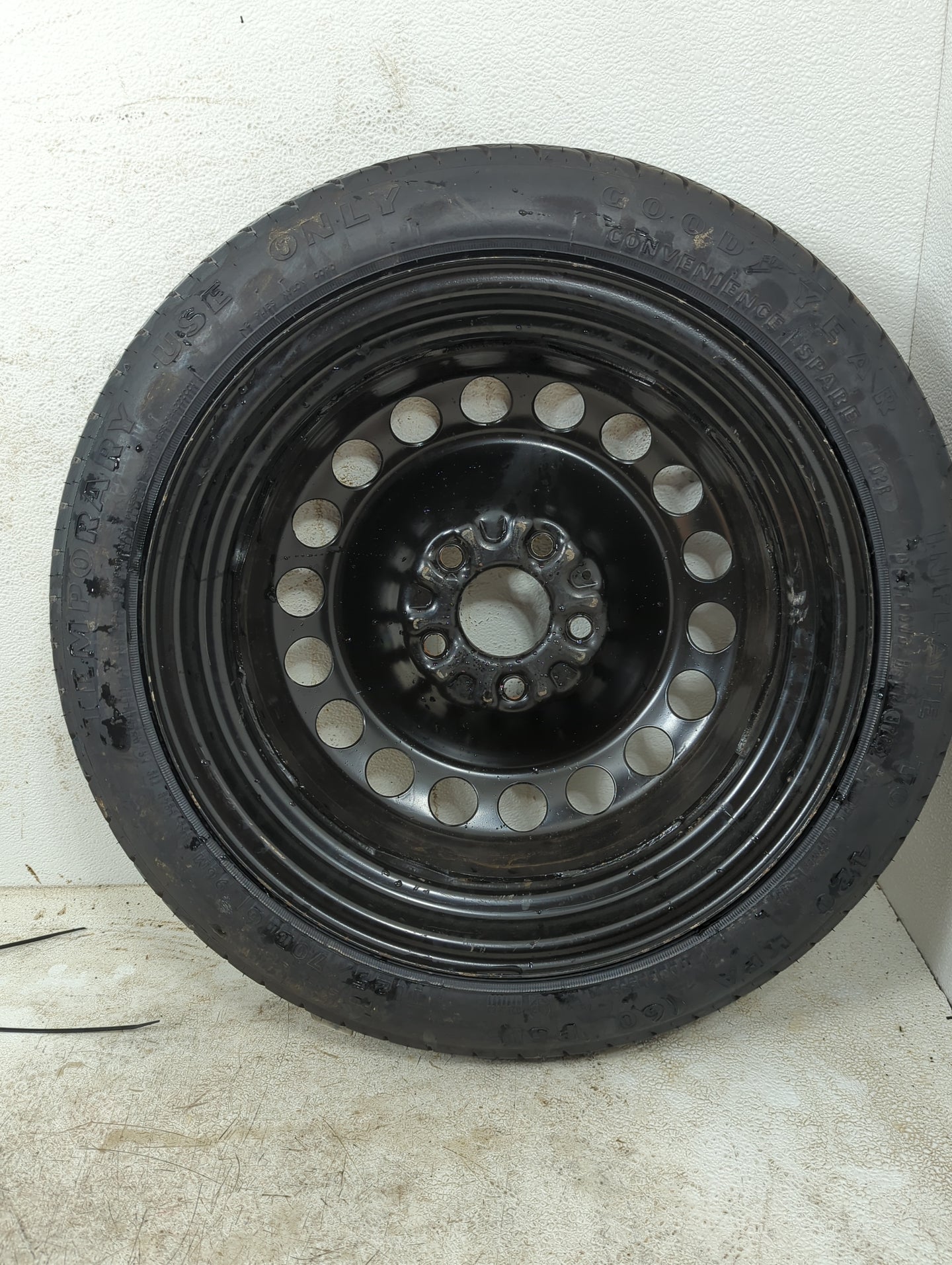 2005-2010 Pontiac G6 Spare Donut Tire Wheel Rim Oem 1352001 - Oemusedautoparts1.com