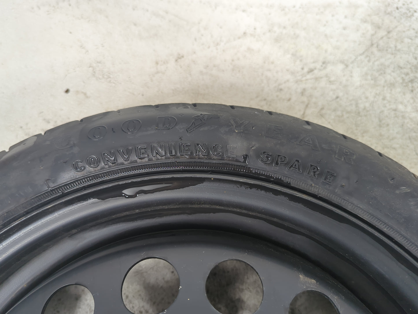 2005-2010 Pontiac G6 Spare Donut Tire Wheel Rim Oem 5037165 - Oemusedautoparts1.com