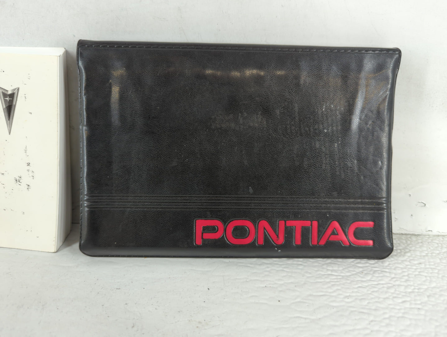 2006 Pontiac G6 Owners Manual Book Guide OEM Used Auto Parts - Oemusedautoparts1.com