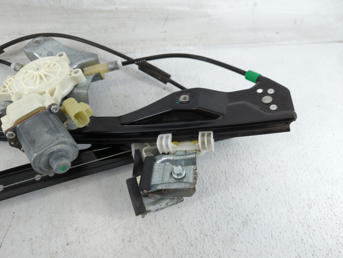 2005-2010 Pontiac G6 Used Window Regulator Passenger Front 700851 - Oemusedautoparts1.com