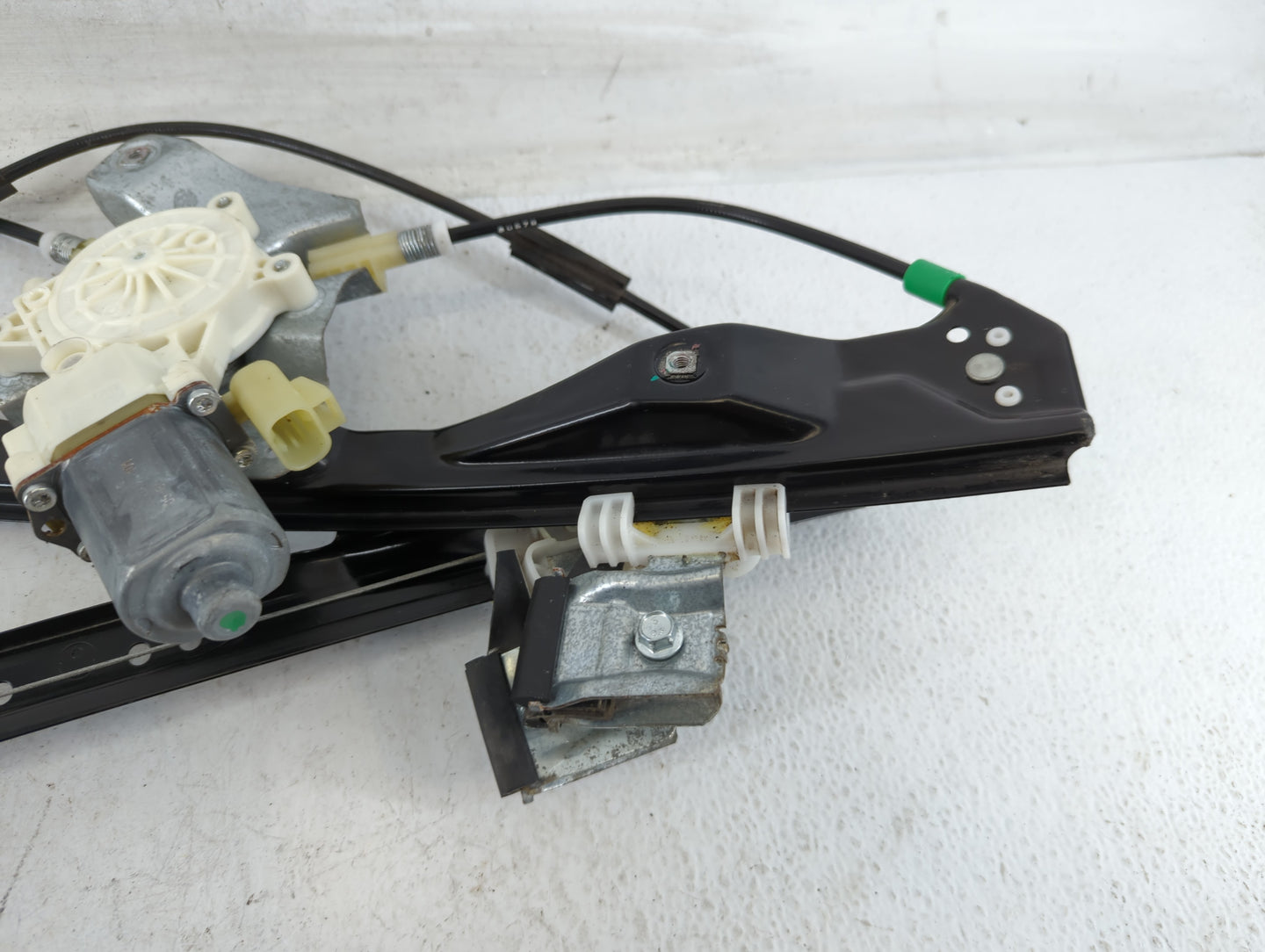 2005-2010 Pontiac G6 Used Window Regulator Passenger Front - Oemusedautoparts1.com