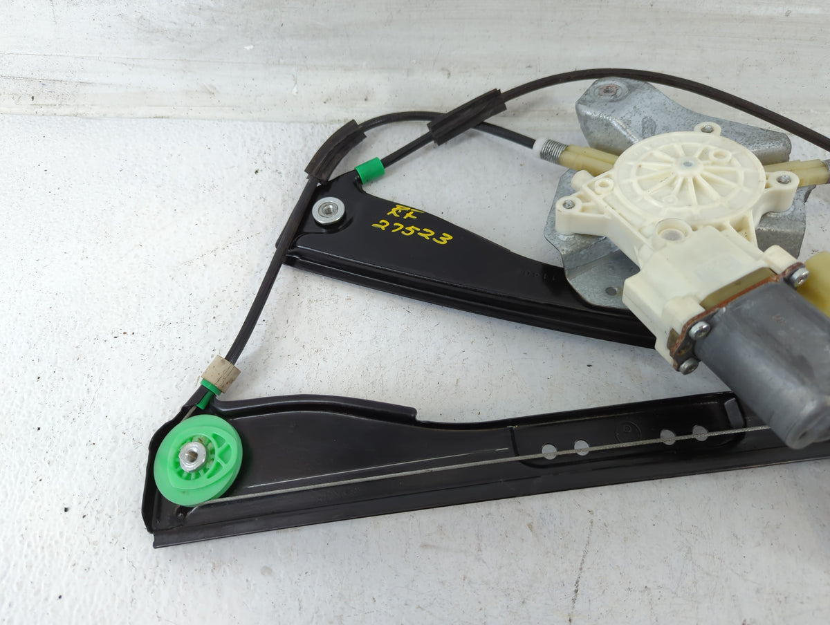 2005-2010 Pontiac G6 Used Window Regulator Passenger Front 700851 - Oemusedautoparts1.com